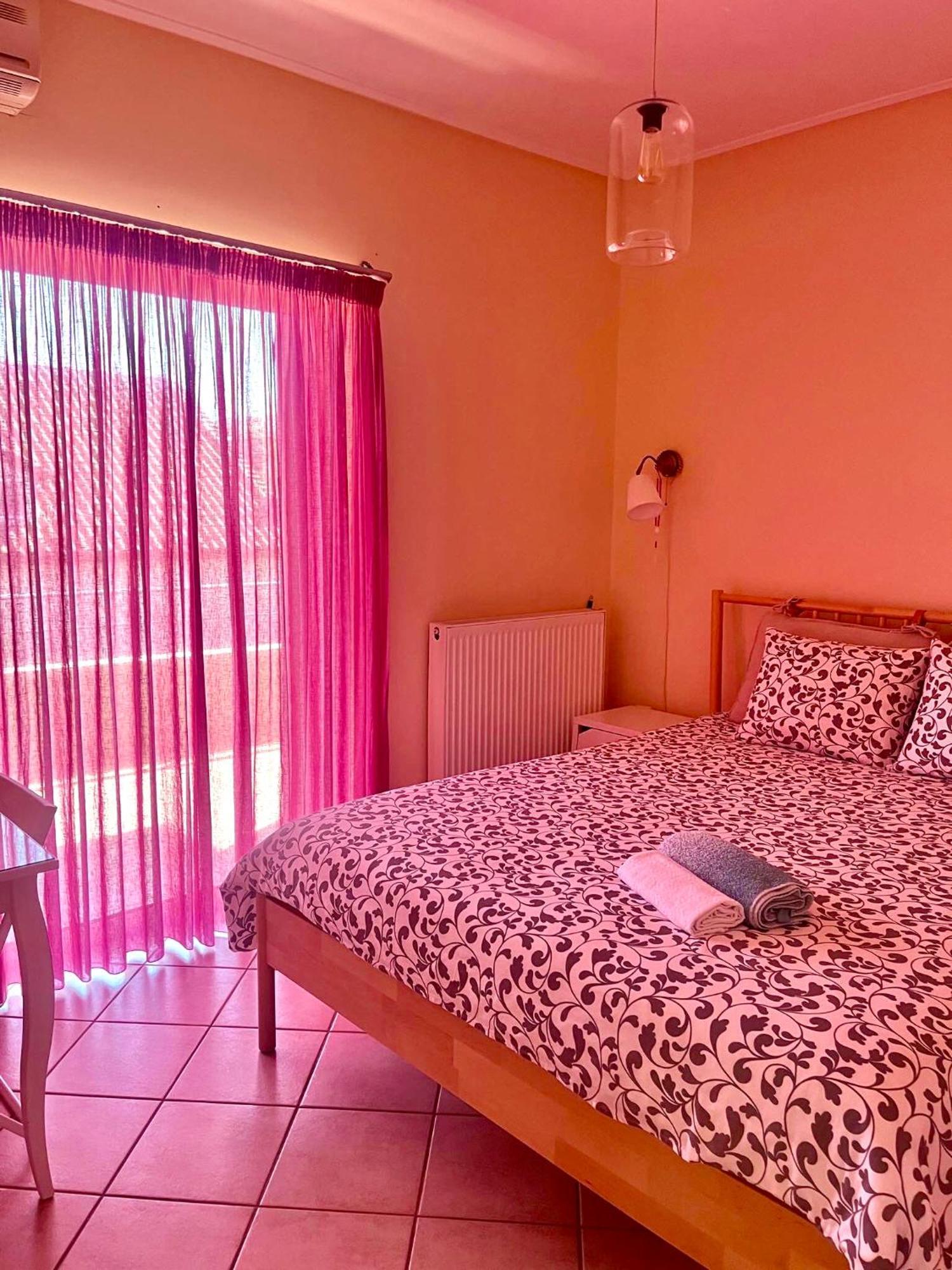Chloe'S Sunrise Beach House Villa Atenas Exterior foto